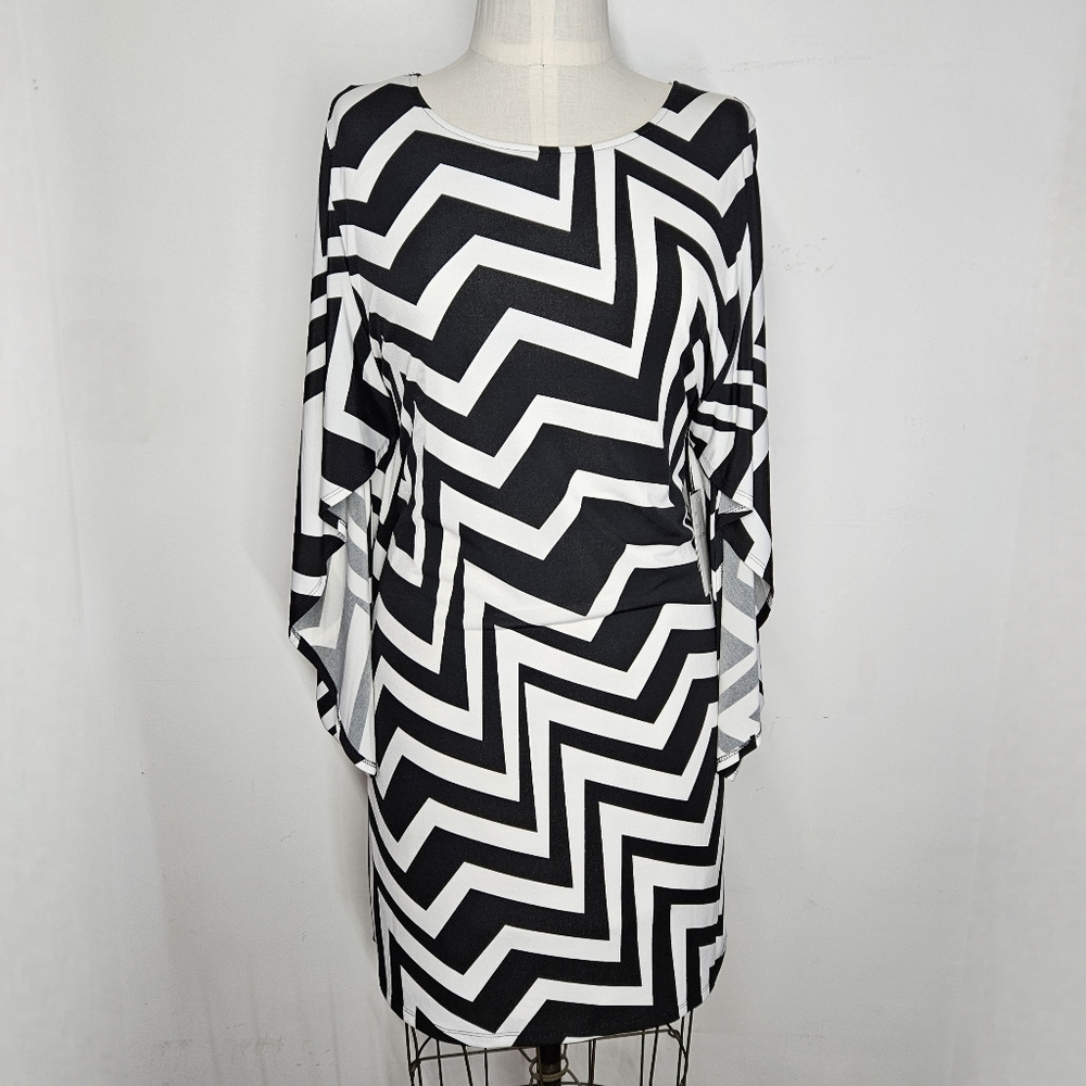 Sandra Darren Size 12 Dress Dressy Black White Modern Zig Zag Bell Tulip Sleeve